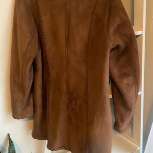 Marvin Richards Tan Teddy Jacket with Cream Accents - Picture 4 of 4